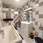 Awesome Home In Grand-Fort-Philippe With Wifi Grand-Fort-Philippe