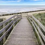 Vakantiehuis Awesome Home In Grand-Fort-Philippe With Wifi *